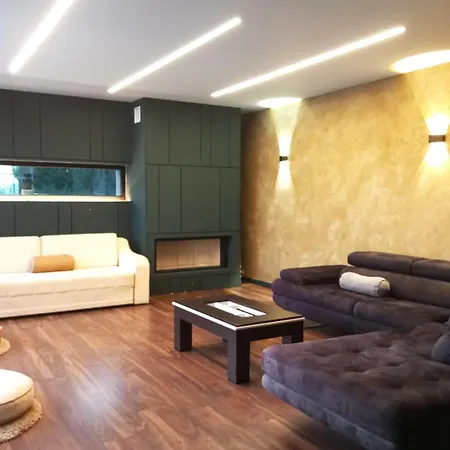 North End Luxury 빌라 *